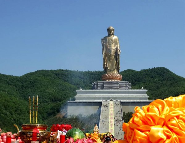 中國(guó)十大巨型佛像排行榜，中原大佛高208米