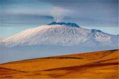 世界上爆發(fā)最頻繁的活火山，至今已噴發(fā)500多次