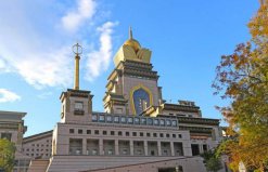 臺灣十大著名寺廟，中臺禪寺一枝獨秀