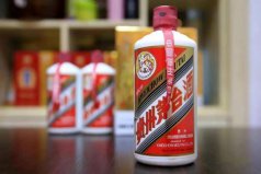 中國十大醬香型白酒排名：茅臺酒、郎酒包攬前兩名