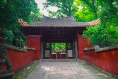 福州十大著名寺廟：涌泉寺居首，西禪寺排第二